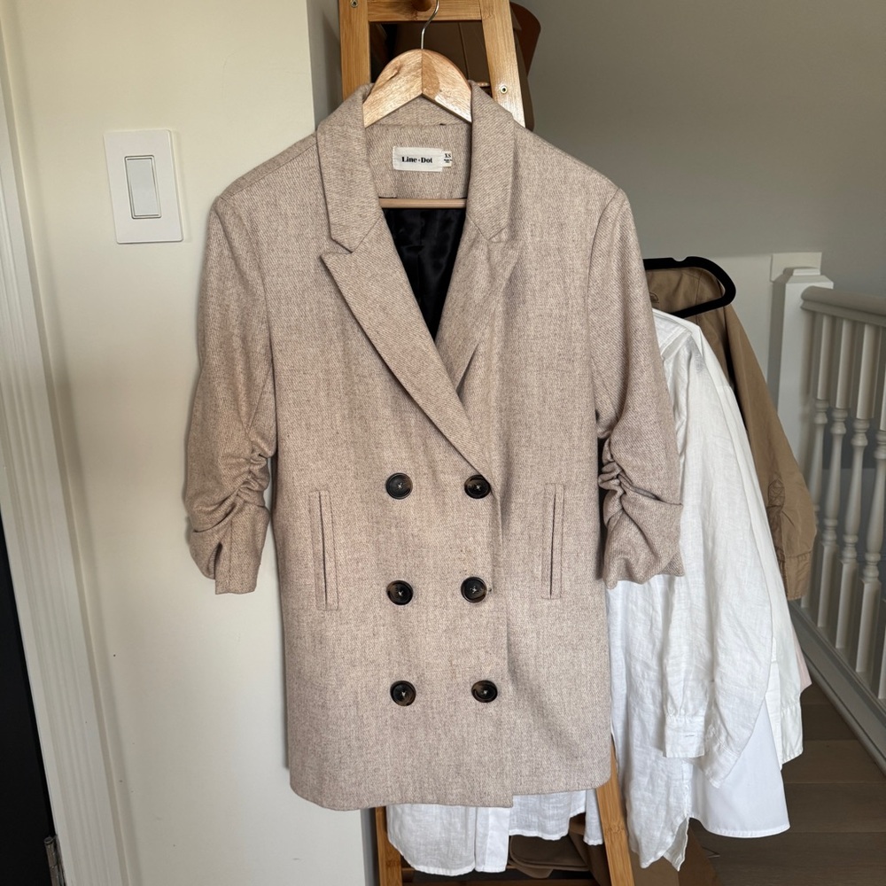 Line + Dot Beige Double-Breasted Women's Tweed Blazer Coat